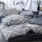 Taooba-Aztec Geometric Bedding Set