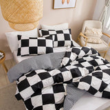 Taooba Large Black & White Check Bedding Set